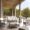 Ensemble canapé de rotin de luxe en plein air avec cadre en aluminium sur la villa patio