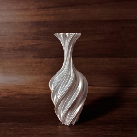 Vase de résine blanc de luxe minimaliste avec design torsadé imprimé en 3D